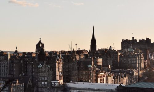 cropped-Edinburgh-skyline.jpg